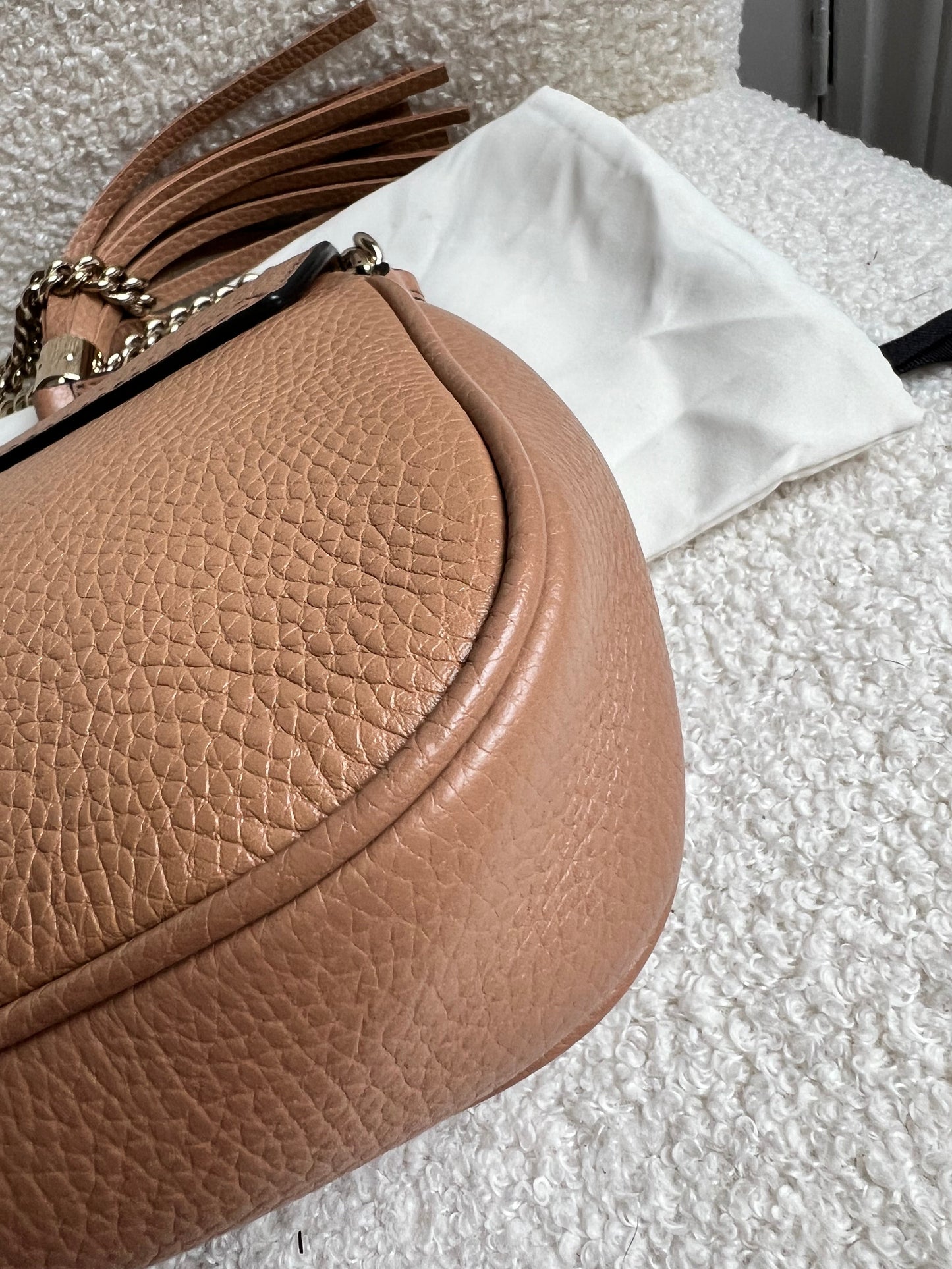 Gucci Beige Soho Chain Crossbody Flap Bag