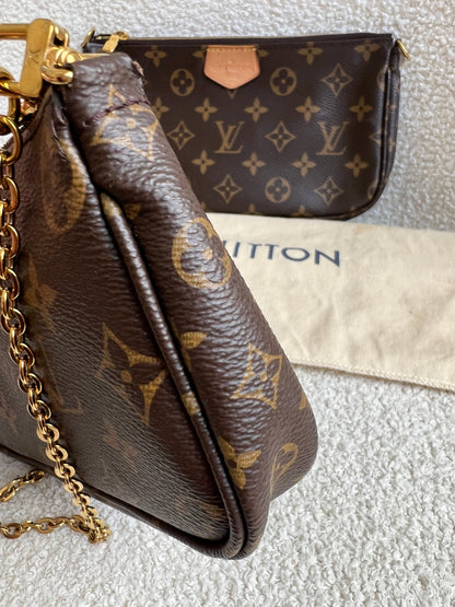 Louis Vuitton Multi Pochette Accessoires Khaki (RRP £2070)