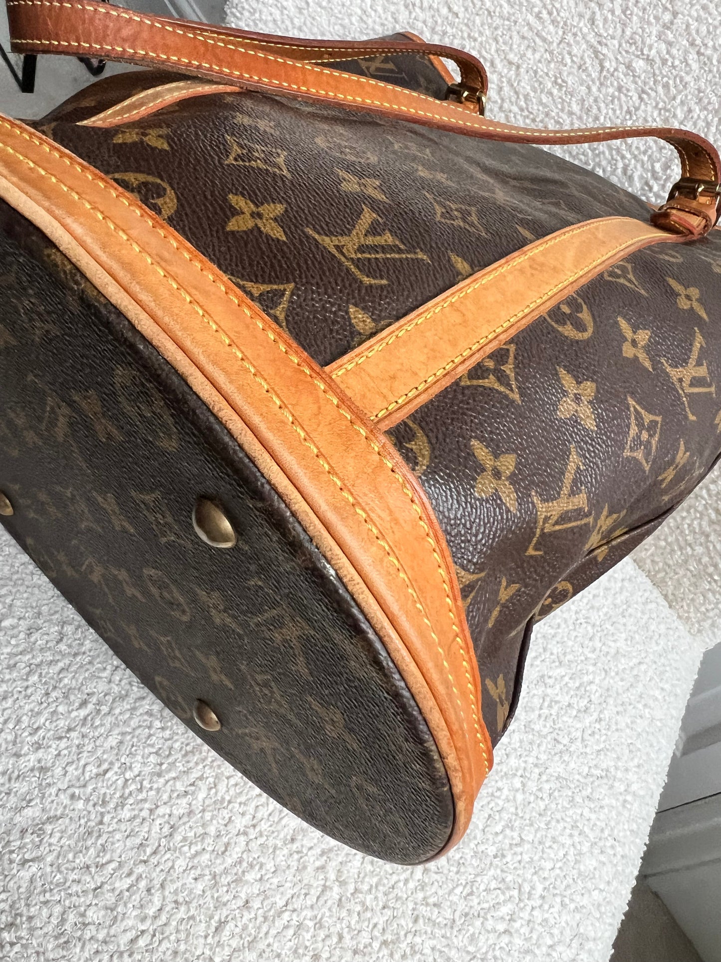 Louis Vuitton Monogram Bucket Bag GM