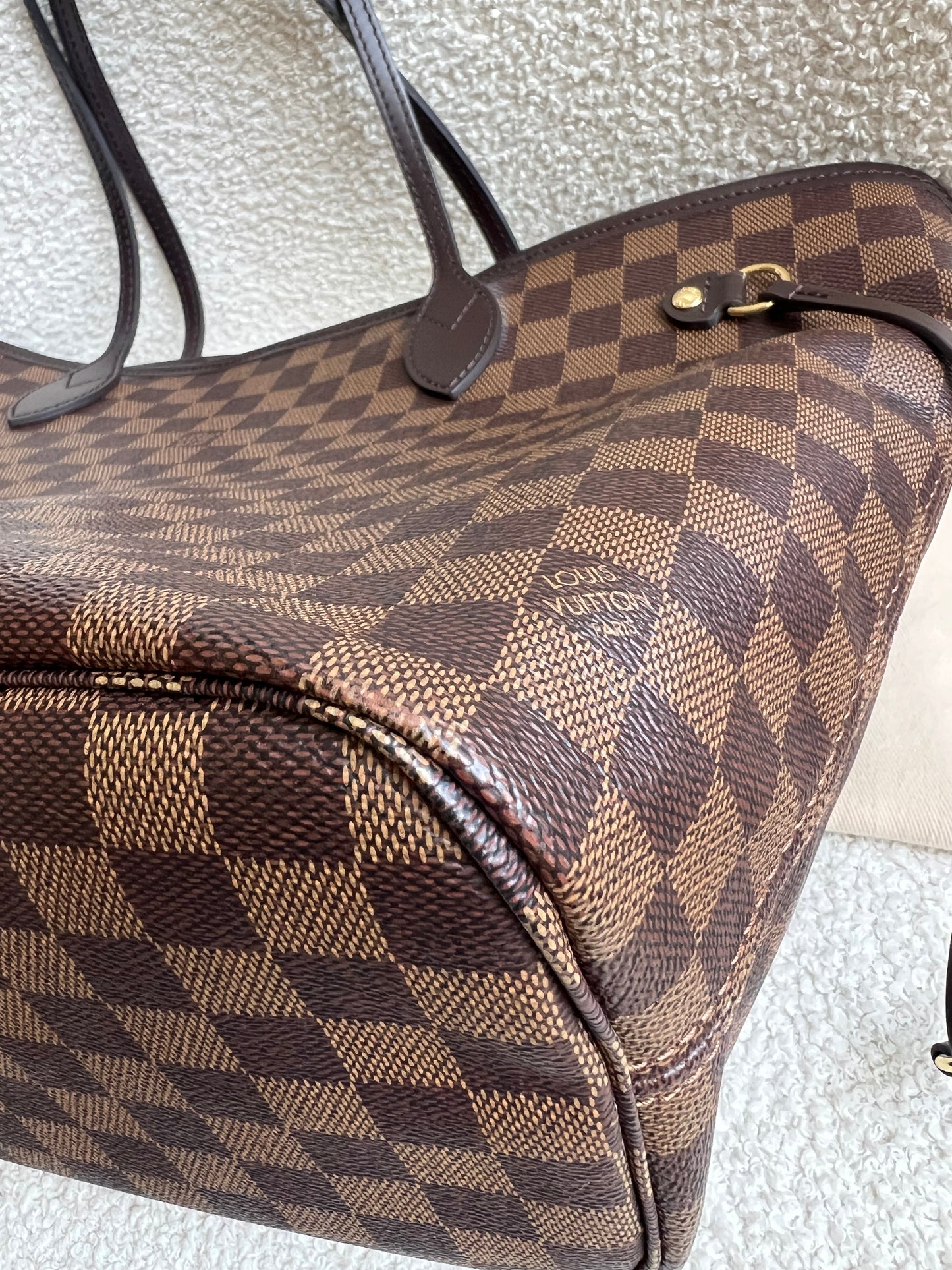 Louis Vuitton Neverfull MM Damier Ebene Cherry Interior (RRP £1,430)