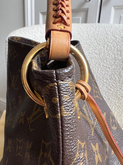 Louis Vuitton Artsy MM Monogram (RRP £1,940)