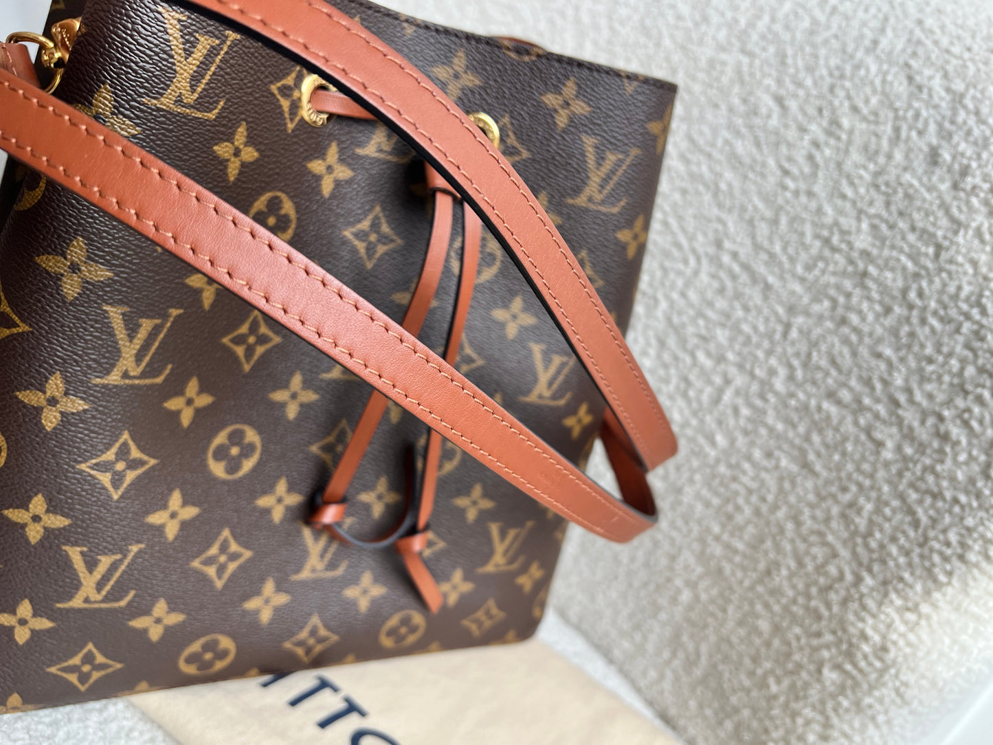 Louis Vuitton Neo Noe Monogram Caramel (RRP £1,560)