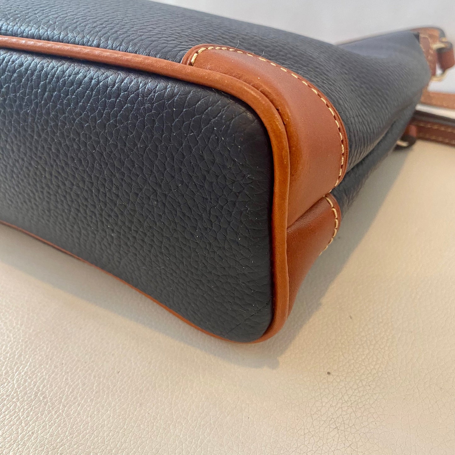 DOONEY & BOURKE Pebble Grain Leather Convertible Crossbody Navy
