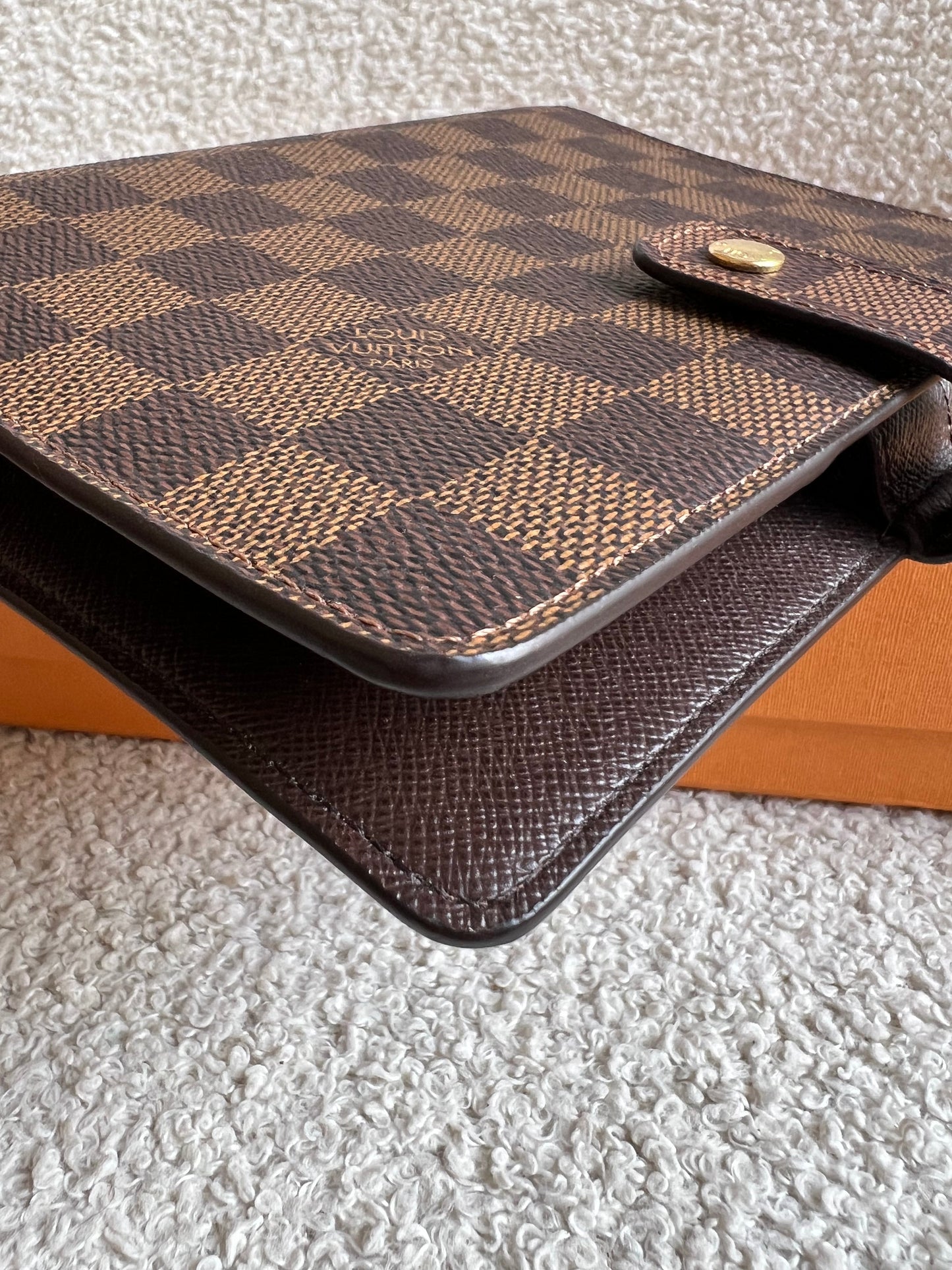 Louis Vuitton Damier Ebene Medium Agenda Cover (RRP £475)