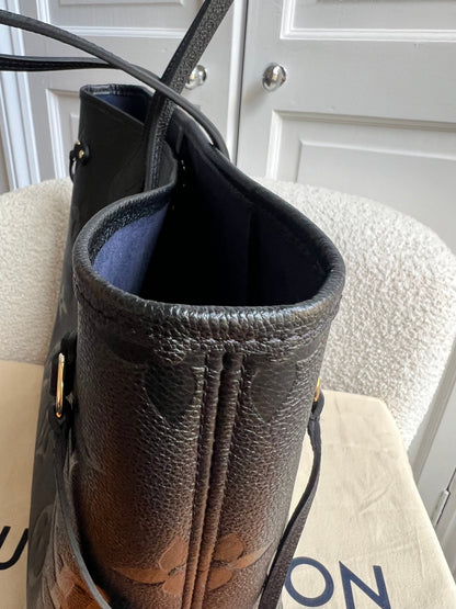 Louis Vuitton Neverfull MM Black Empreinte (RRP £2,010)