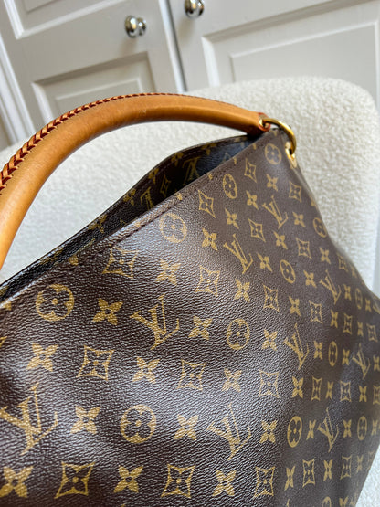 Louis Vuitton Artsy MM Monogram (RRP £1,940)