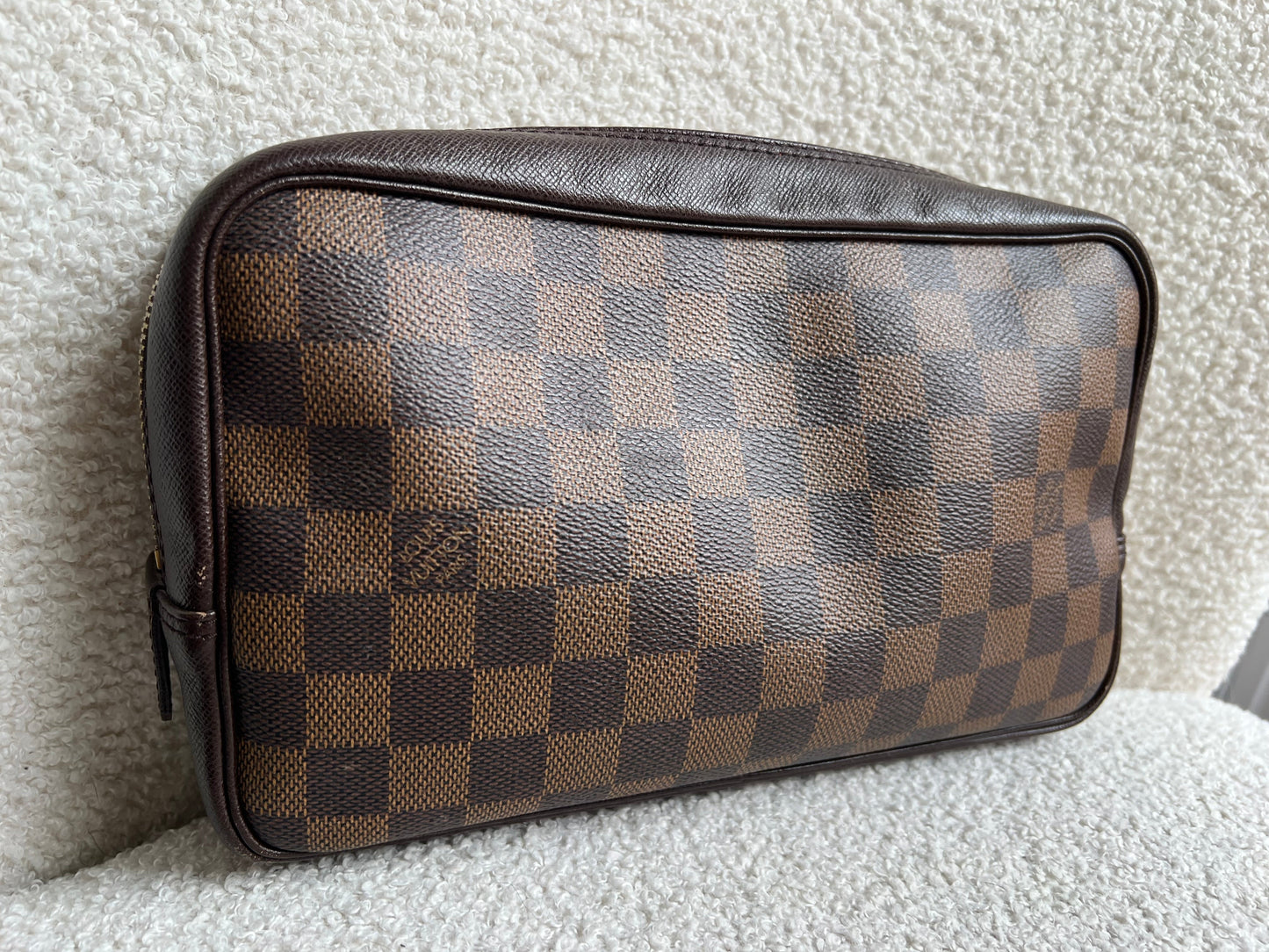 Louis Vuitton Damier Ebene Trousse Toilette