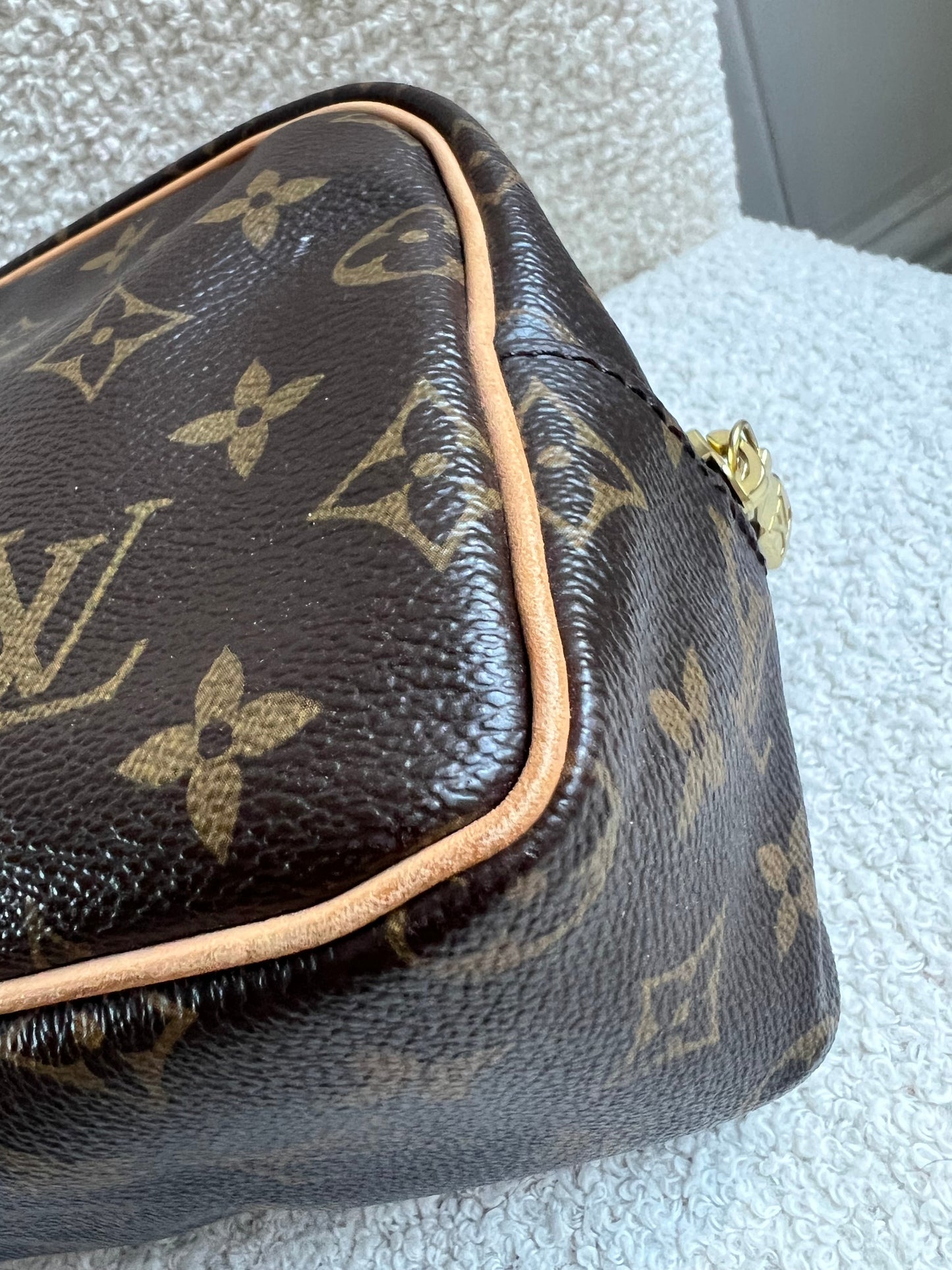 Louis Vuitton Monogram Trousse Toiletry Pouch
