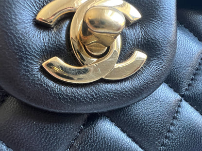 Chanel Medium Classic Flap in Black Lambskin Gold hardware (RRP £9090)