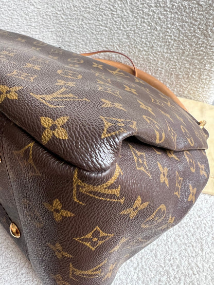 Louis Vuitton Artsy MM Monogram (RRP £1,940)
