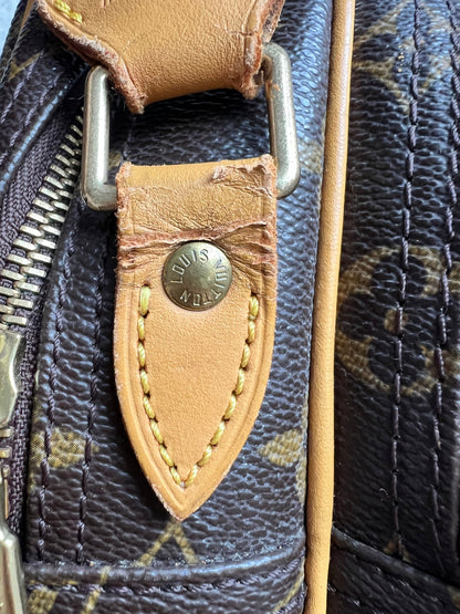 Lous Vuitton Reporter Monogram