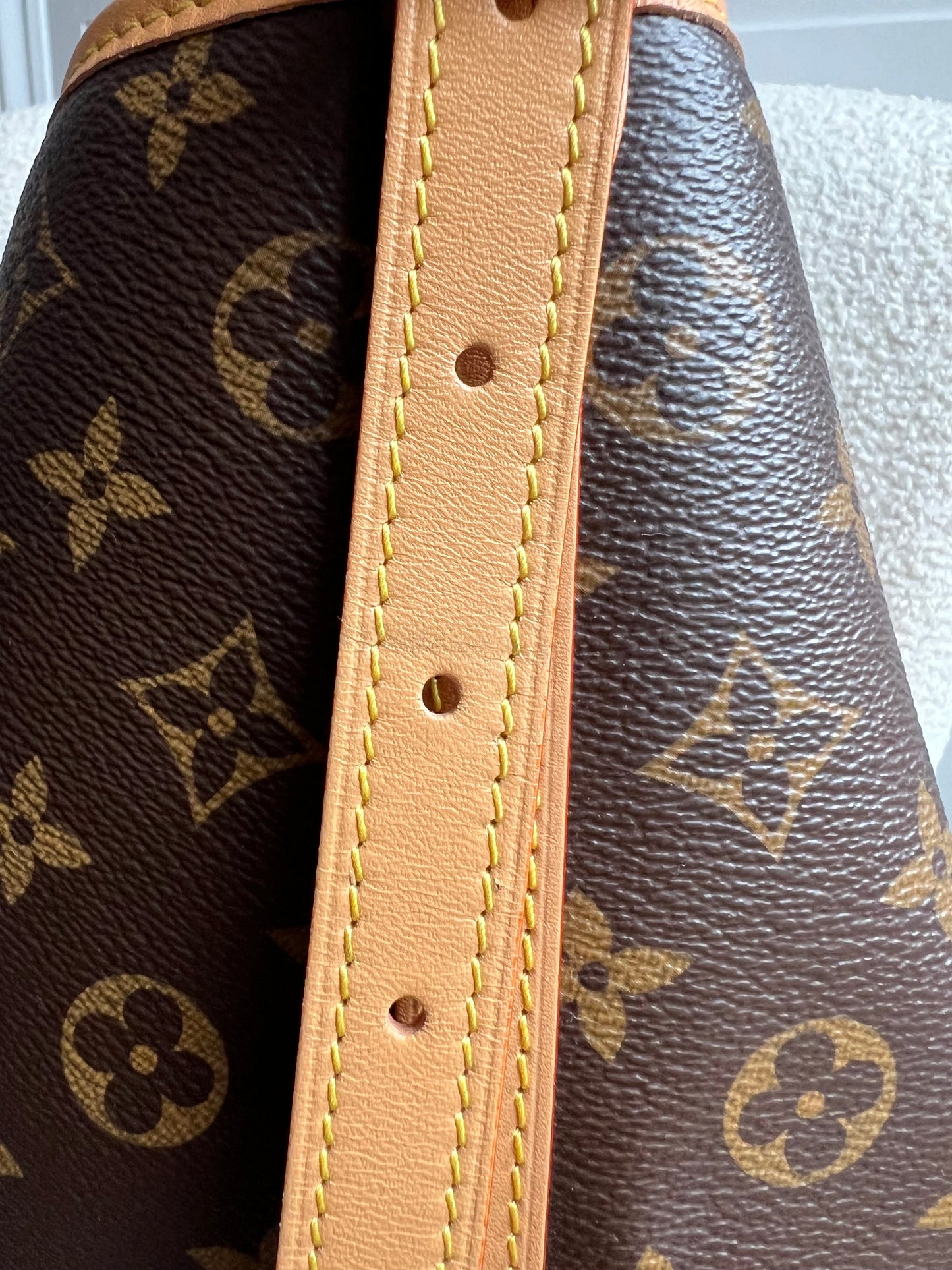 Louis Vuitton Carryall MM Monogram Canvas (RRP £2370)