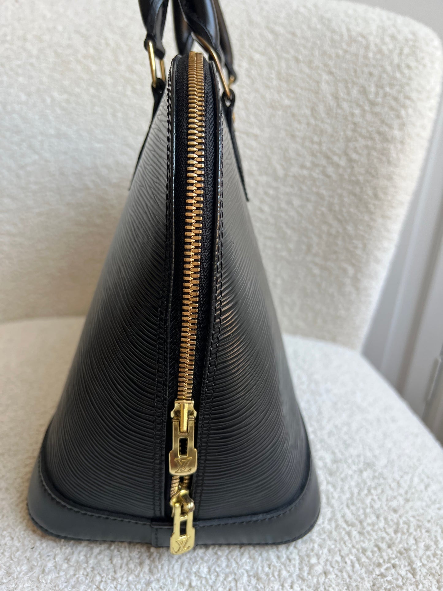 Louis Vuitton Alma PM Black Epi