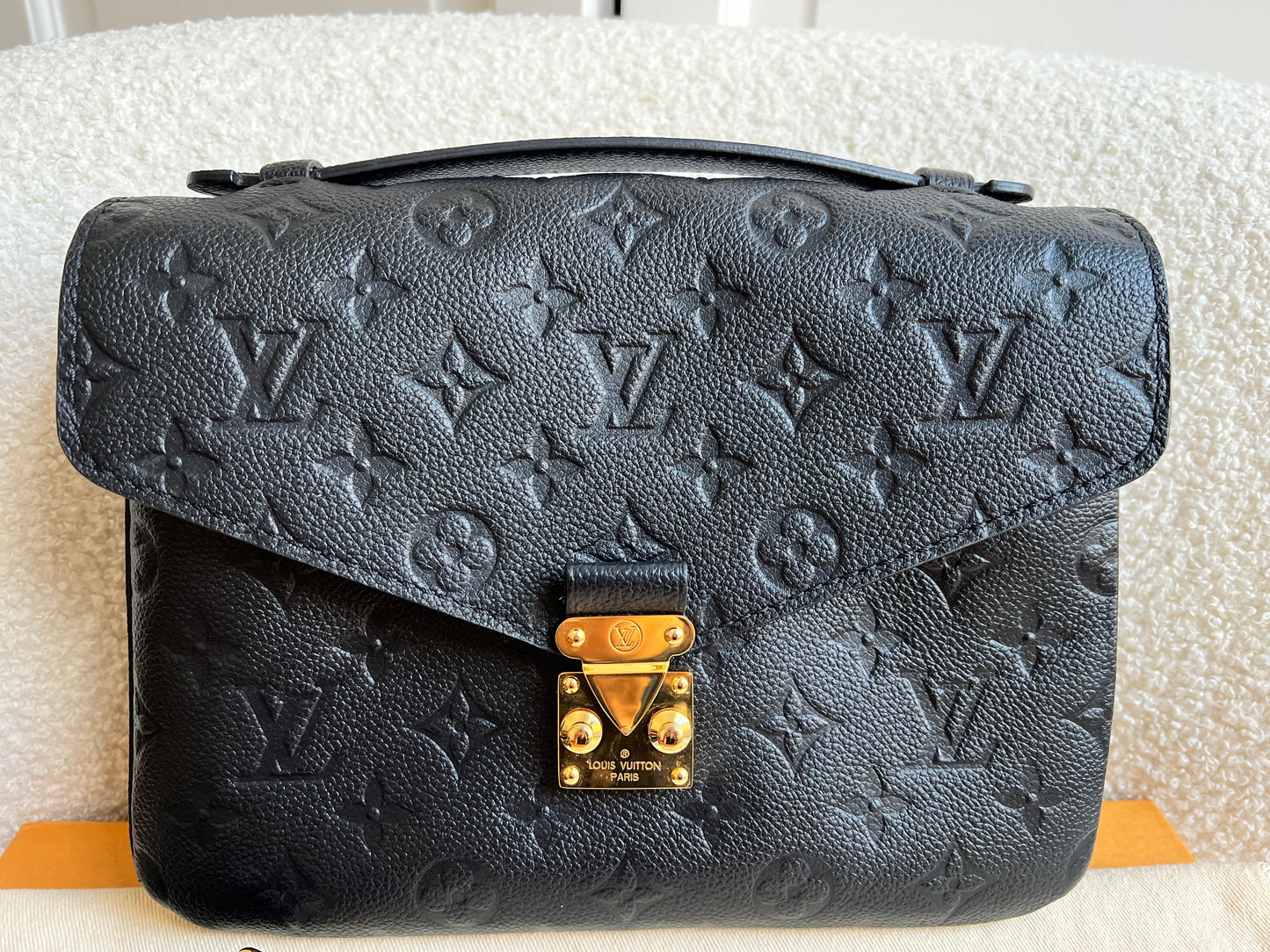 Louis Vuitton Pochette Metis Black Empreinte (RRP £2,200)