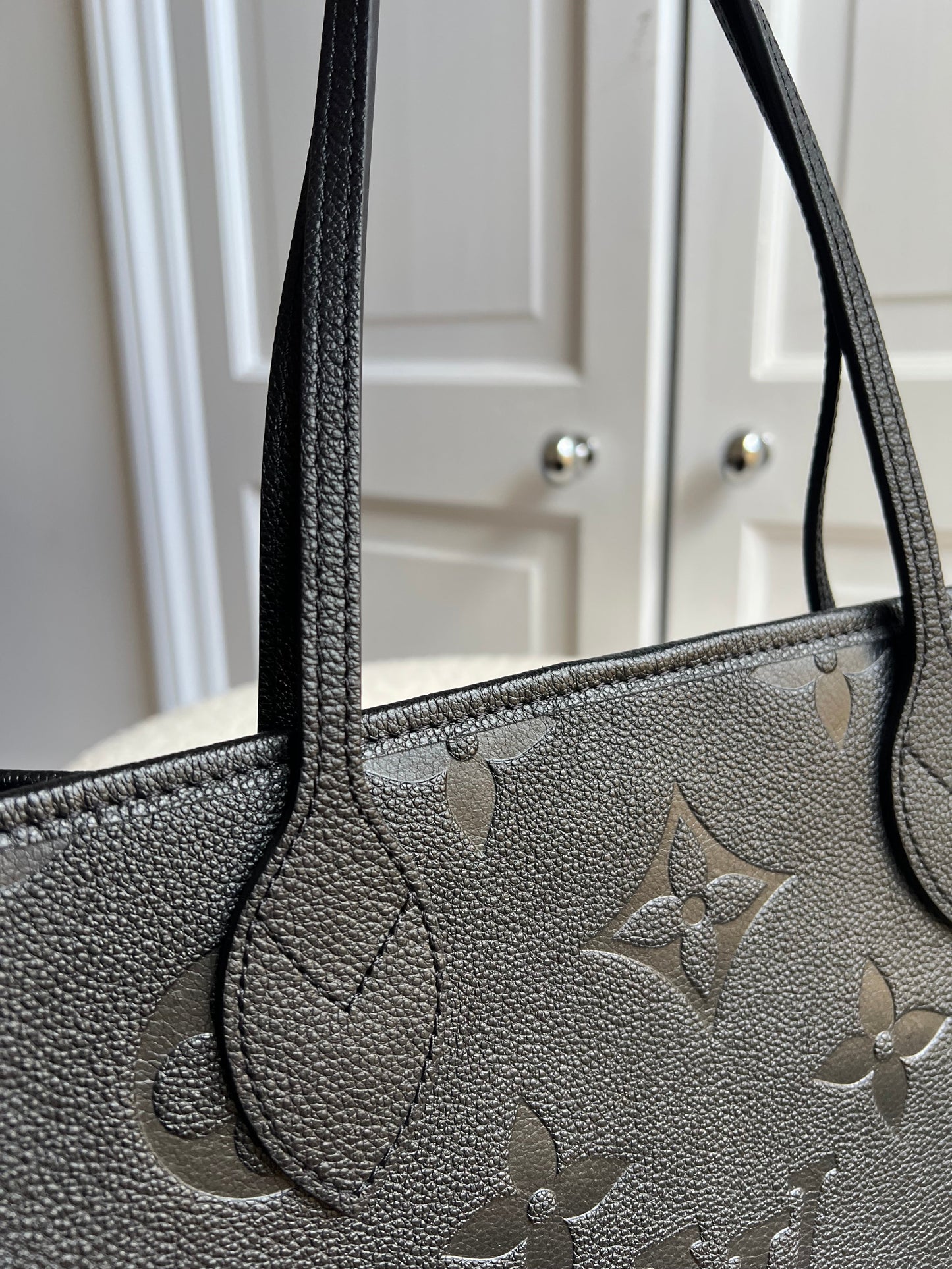Louis Vuitton Neverfull MM Black Empreinte (RRP £2,010)