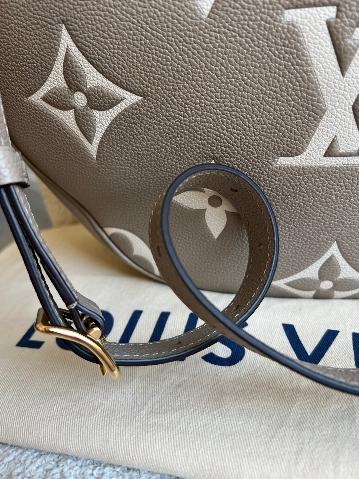 Louis Vuitton Loop Hobo Bicolour Empreinte (RRP £2440)