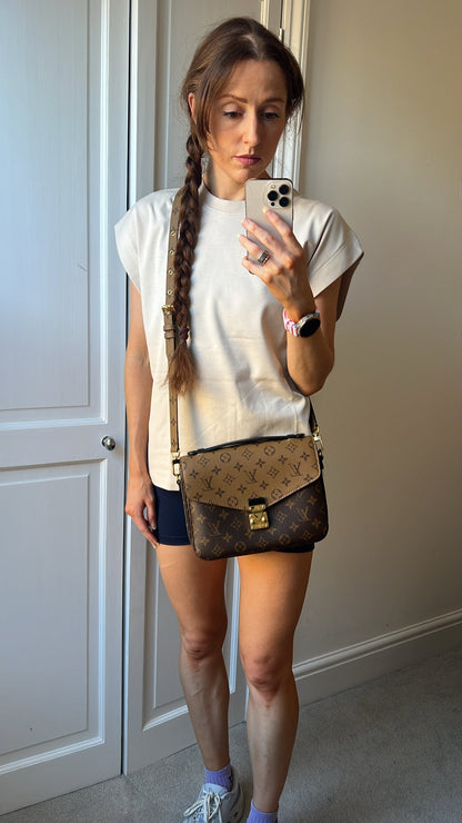 Louis Vuitton Pochette Metis Reverse Monogram (RRP £2,060)