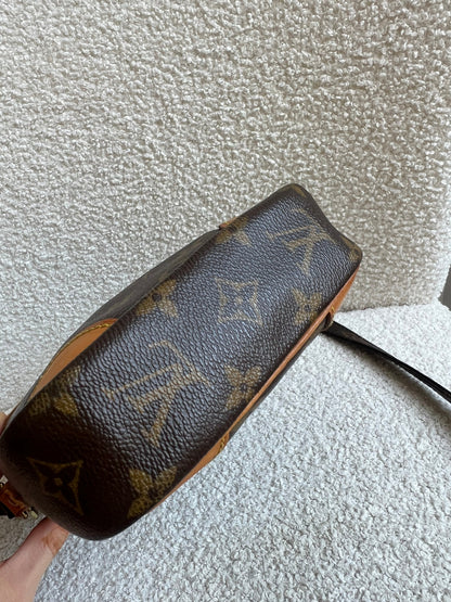 Louis Vuitton Danube Monogram