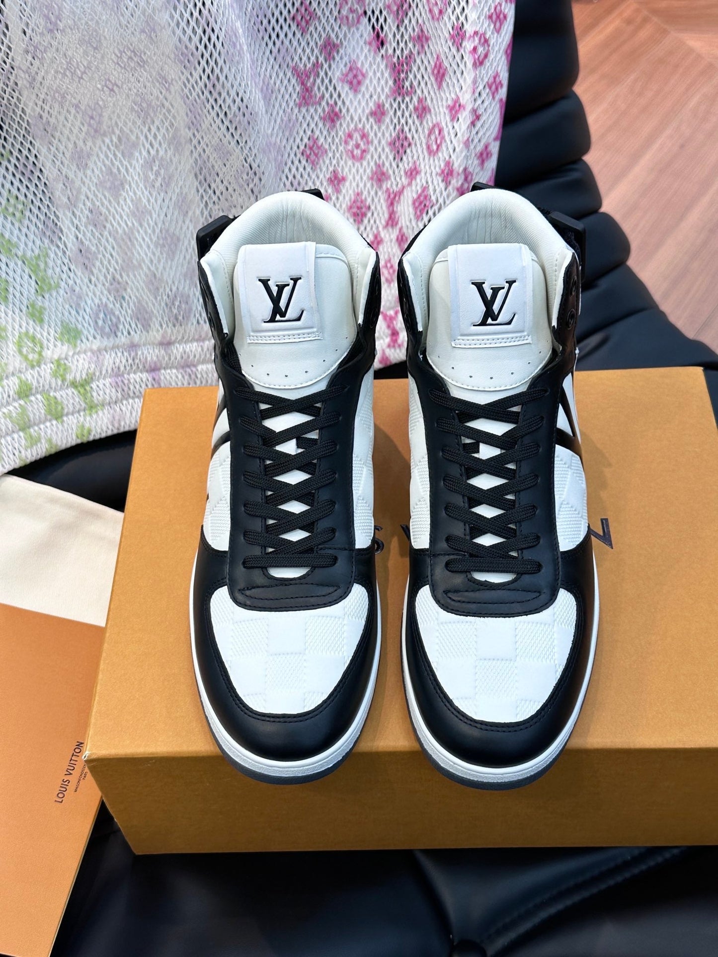 Louis Vuitton Rivoli Sneakers