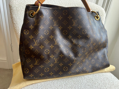Louis Vuitton Artsy MM Monogram (RRP £1,940)