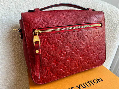 Louis Vuitton Pochette Metis Red Empreinte (RRP £2,130)