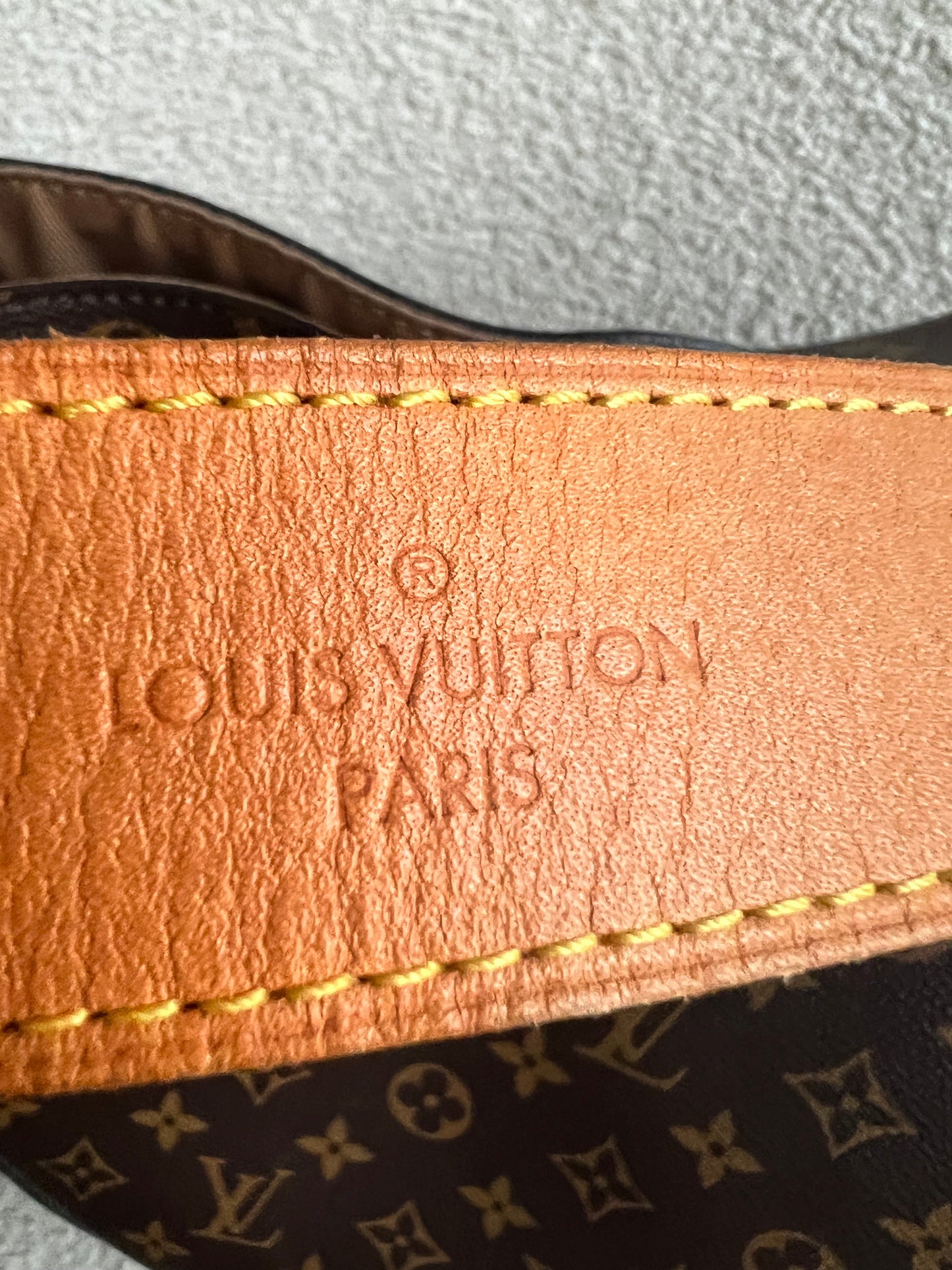 Louis Vuitton Graceful MM Monogram (RRP £1,420)