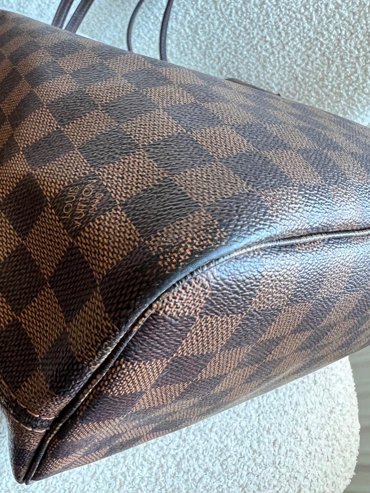 Louis Vuitton Neverfull MM Damier Ebene Cherry Interior (RRP £1,430)