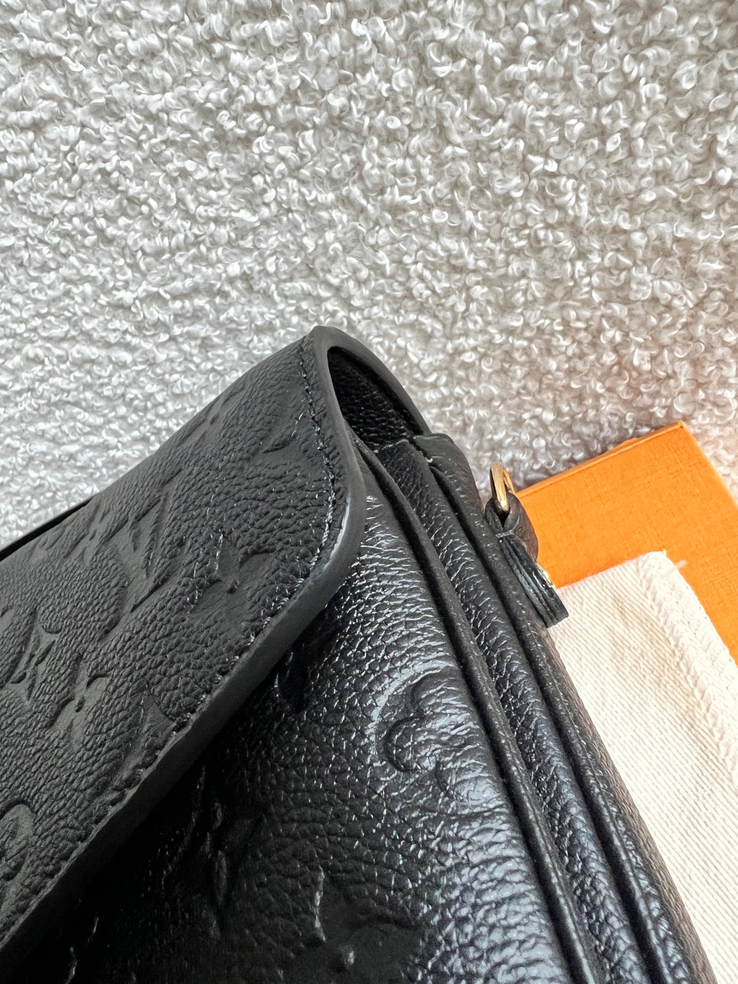 Louis Vuitton Pochette Metis Black Empreinte (RRP £2,200)