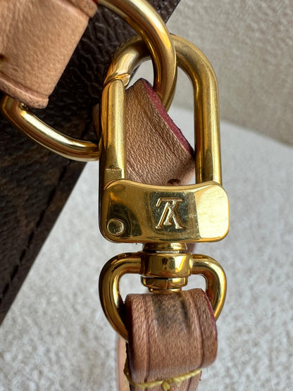 Louis Vuitton Pouch (from Neverfull) in Monogram
