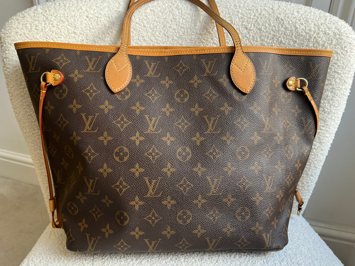 Louis Vuitton Neverfull MM Monogram Beige