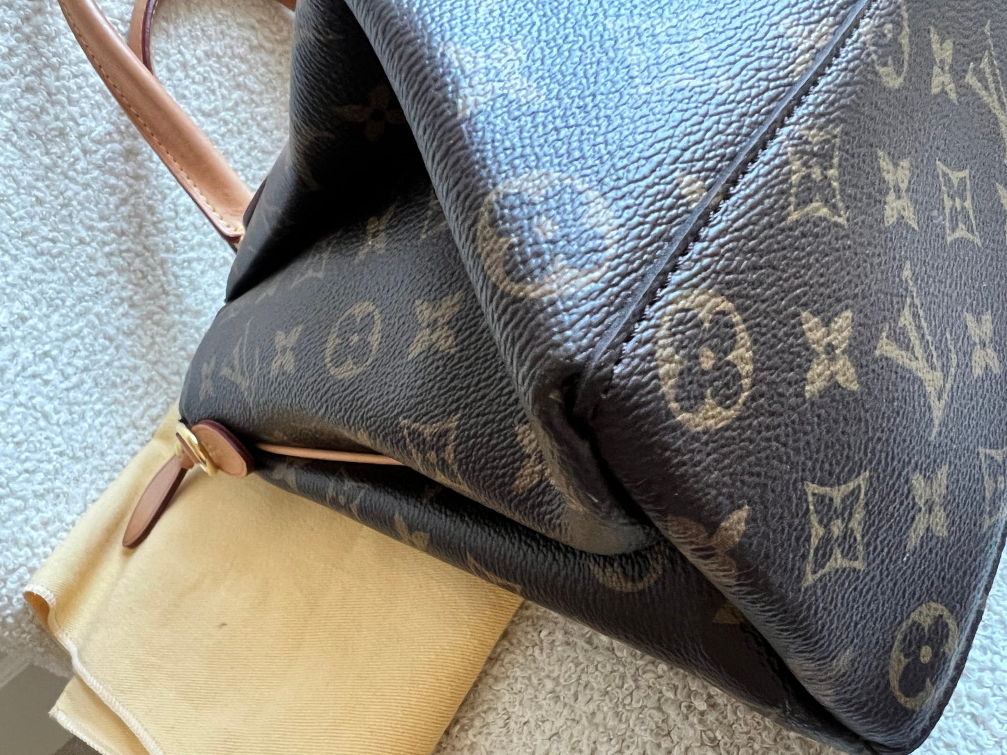Louis Vuitton Rivoli MM Bag Monogram