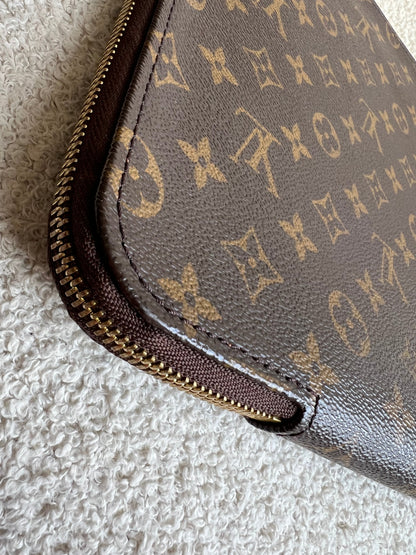 Louis Vuitton Monogram Poch Documents Portfolio Case 39