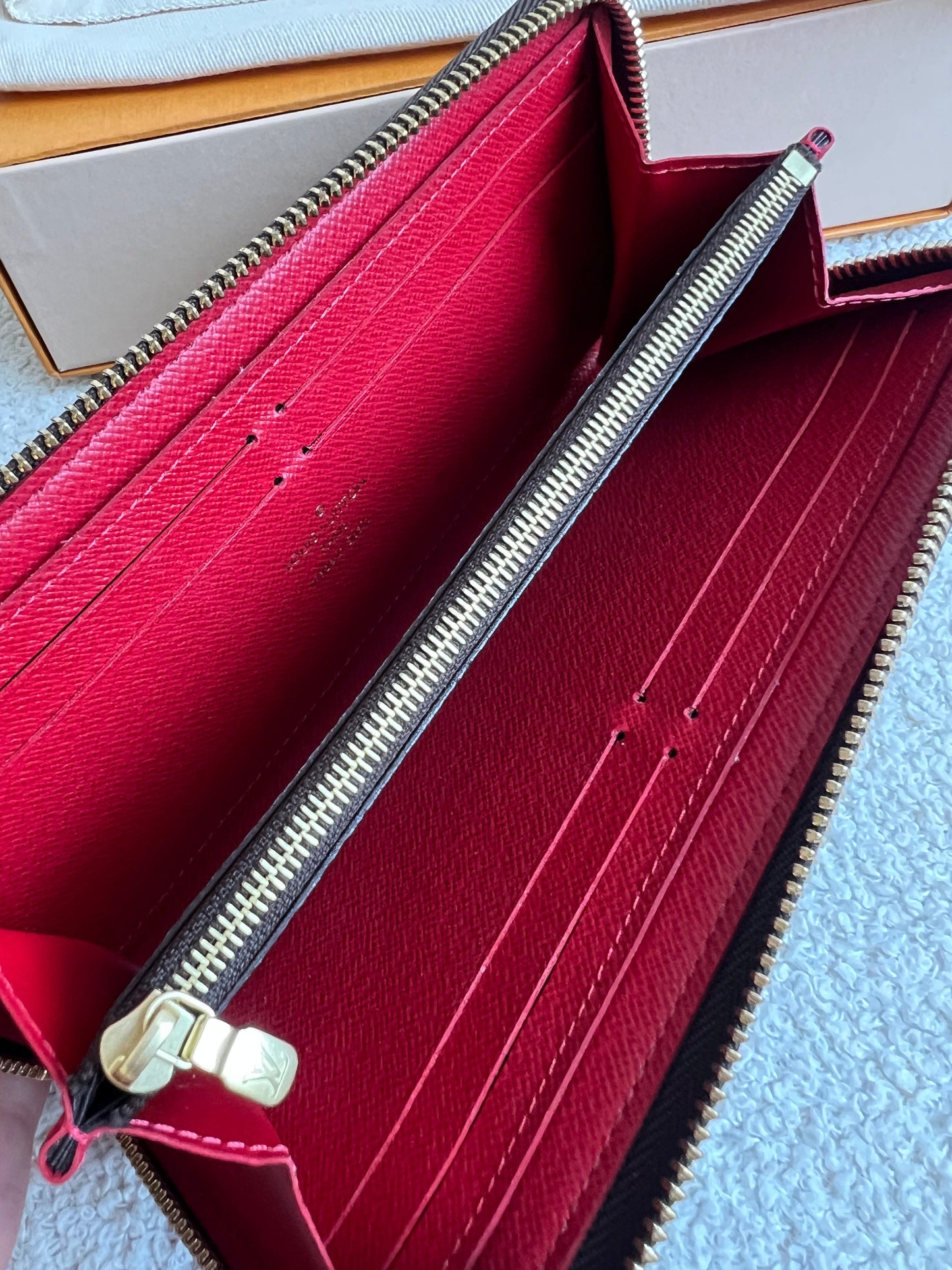Louis Vuitton Clemence Wallet in Damier Ebene (RRP £450)