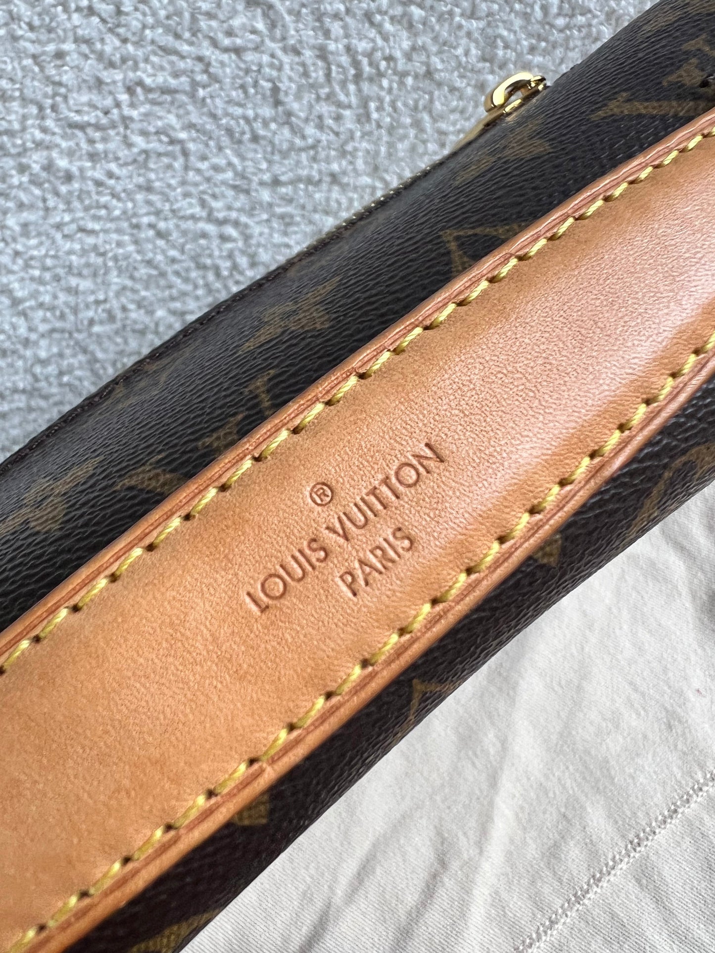 Louis Vuitton Pochette Metis Monogram (RRP £2,020)