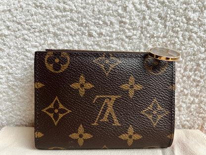 Louis Vuitton Lisa Wallet Monogram (RRP £390)