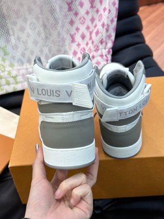 Louis Vuitton Rivoli Sneakers