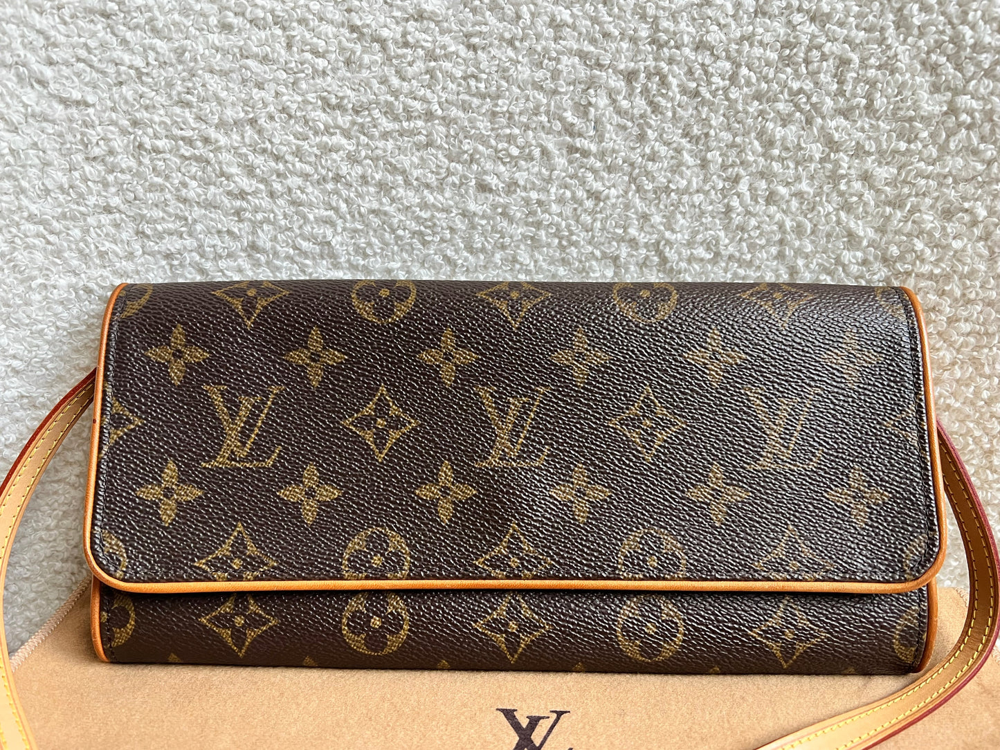 Louis Vuitton Vintage Monogram Twin Pochette