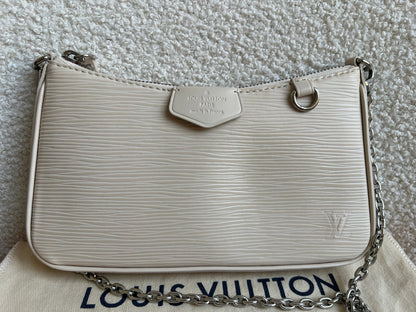 Louis Vuitton Easy Pouch Creme Epi (RRP £1320)