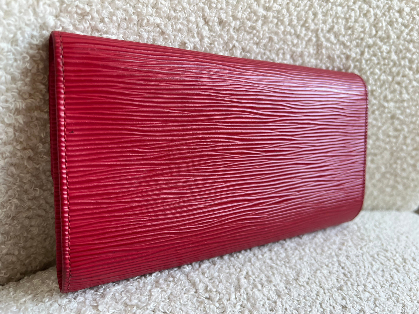 Louis Vuitton Sarah Continental Flap Wallet in Red Epi