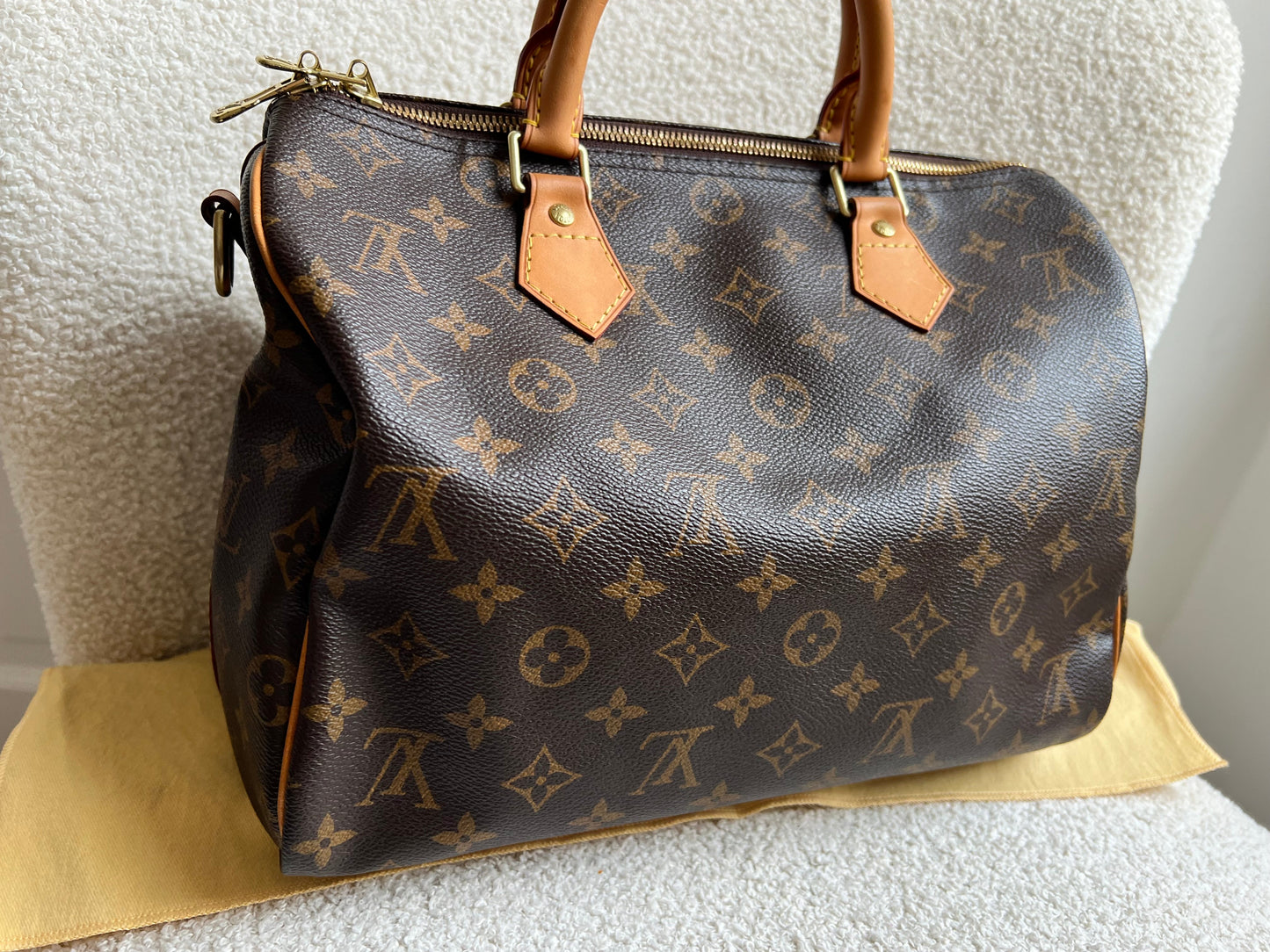 Louis Vuitton Speedy 30 Bandouliere Monogram (RRP £1450)