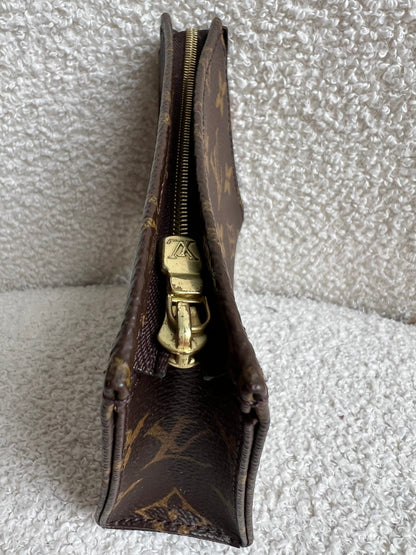 Louis Vuitton Toiletry Pouch 15 Monogram