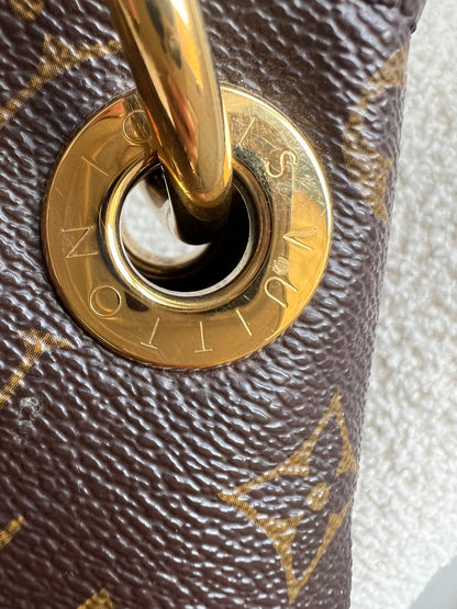 Louis Vuitton Artsy MM Monogram (RRP £1,940)