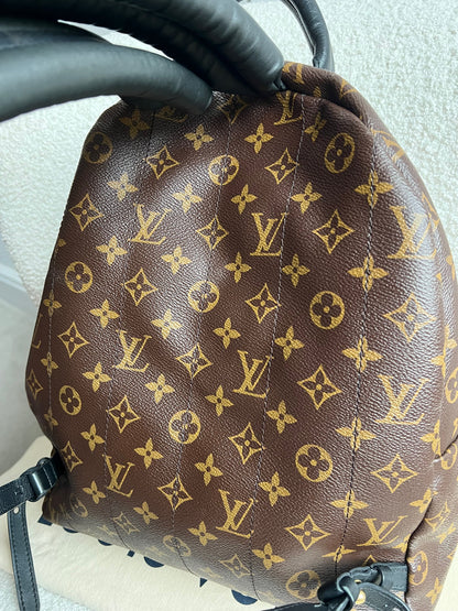 Louis Vuitton Palm Springs MM Backpack (RRP £2,090)