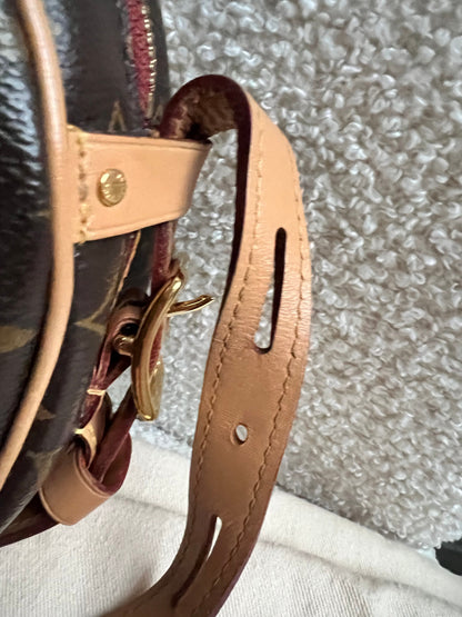 Louis Vuitton Boite Chapeau Souple MM (RRP £2320)