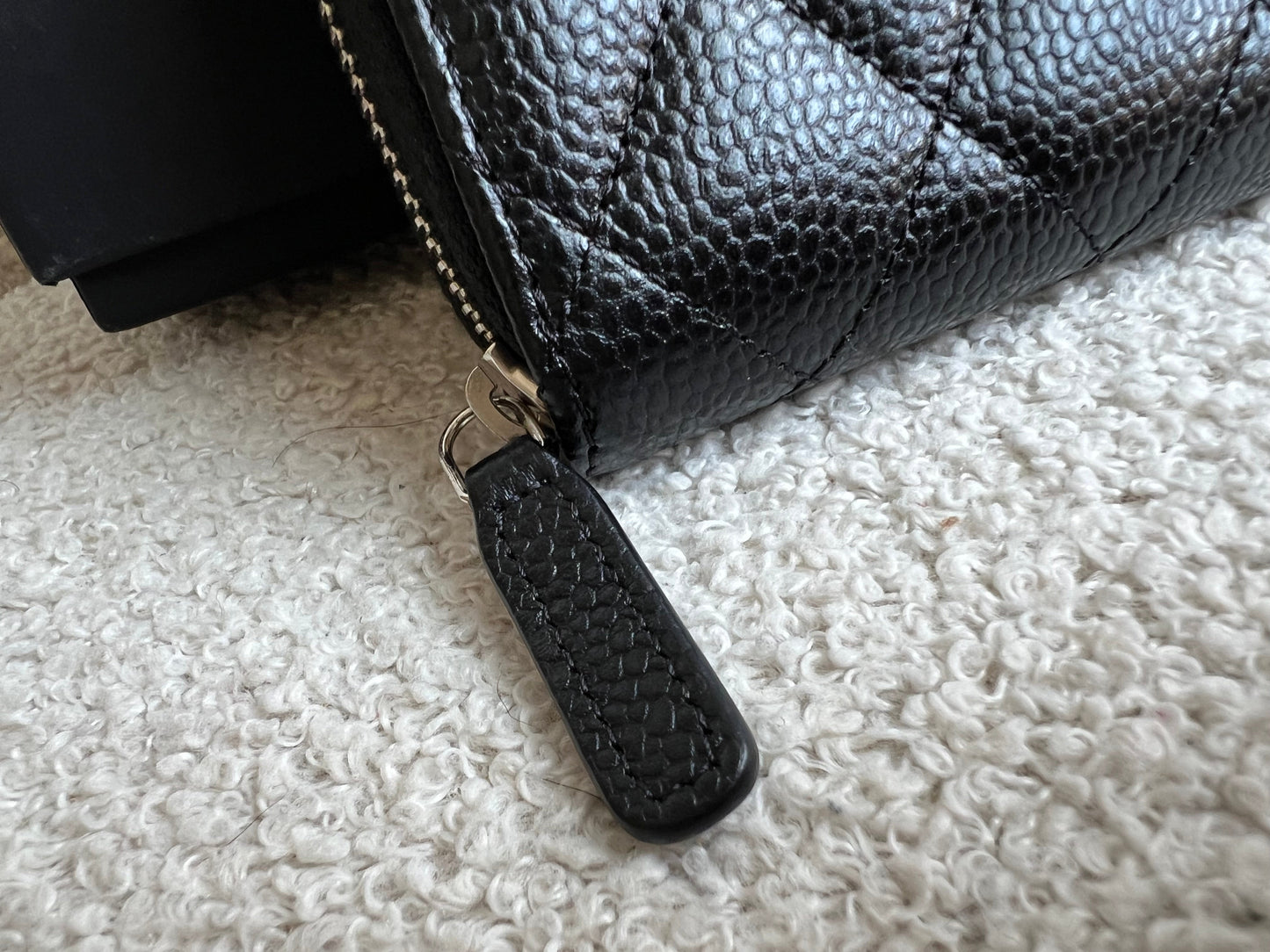 Chanel Black Quilted Caviar Zip Round Purse with Silver Hardware (RRP £550)