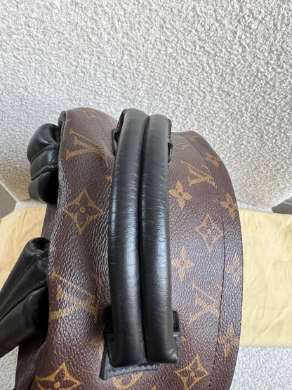 Louis Vuitton Palm Springs MM Backpack (RRP £2,090)