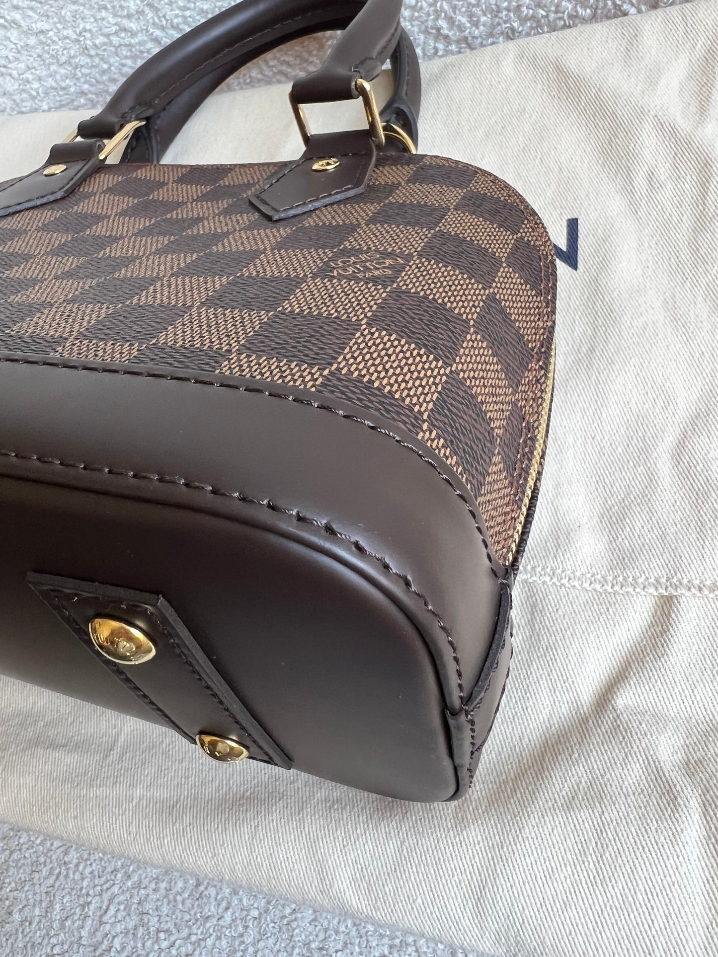 Louis Vuitton Alma BB Damier Ebene (RRP £1,450)