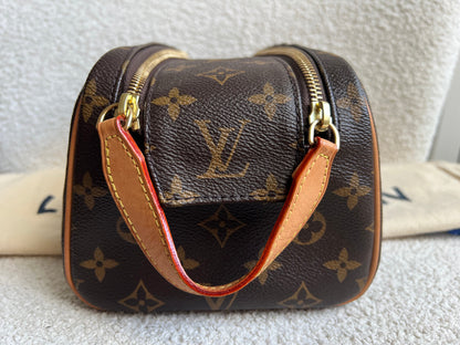 Louis Vuitton Dopp Kit Toilet Pouch Monogram (RRP £780)