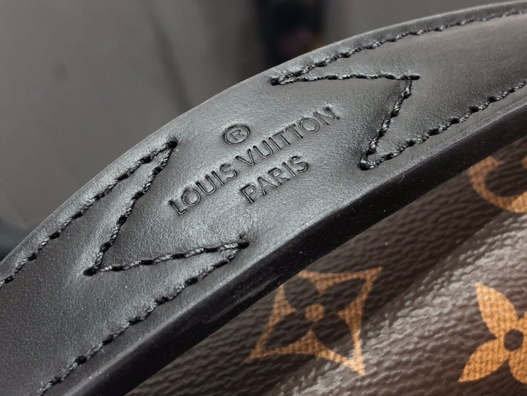 Louis Vuitton S Lock Sling Bag