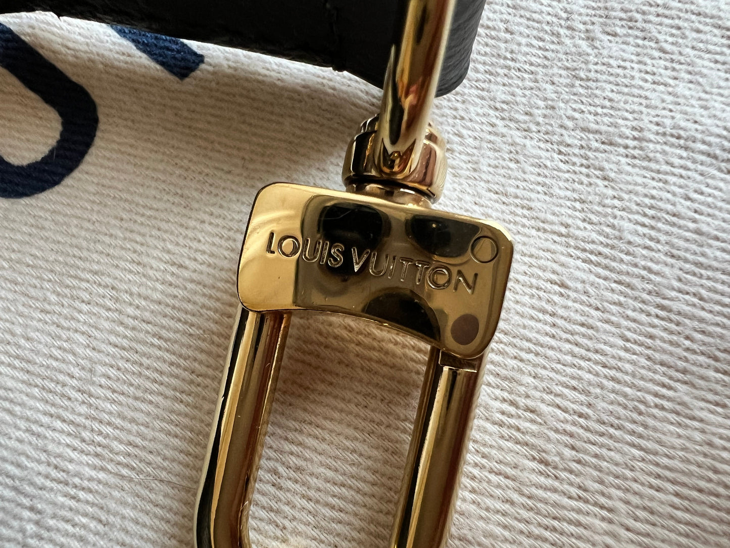 Louis Vuitton Pochette Metis Black Empreinte (RRP £2,200)
